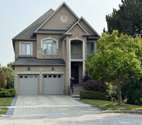 249 Ashton Dr, Maple, ON, L6A3W9 | Card Image