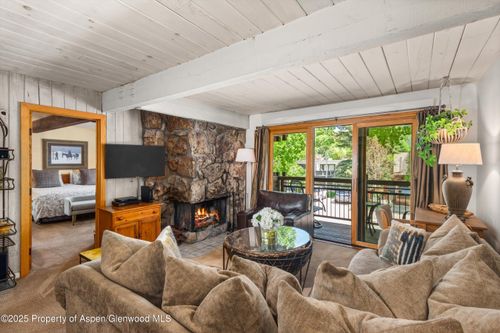 202-131 E Durant Ave, Aspen, CO, 81611-1736 | Card Image