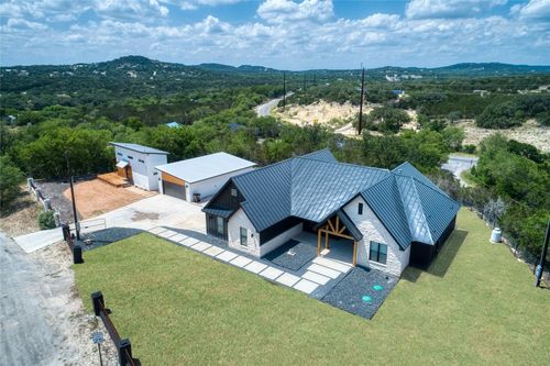 148 Elm Cove Dr, Lakehills, TX, 78063-6454 | Card Image