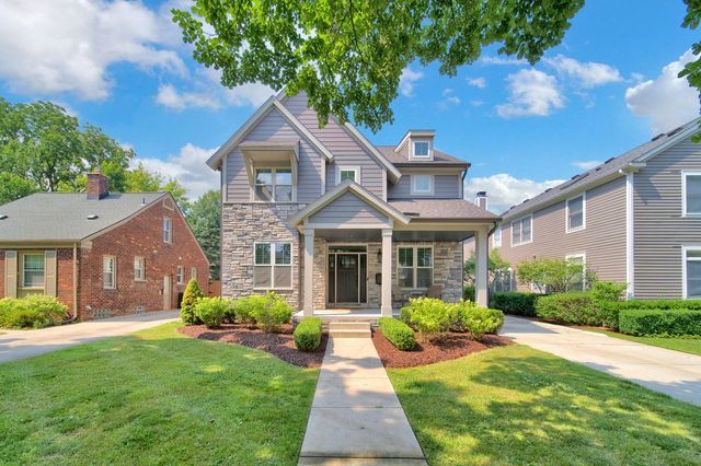 Chestnut St, Birmingham, MI 48009