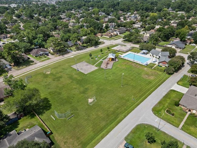 21807 Glenbranch Dr, House other with 3 bedrooms, 2 bathrooms and 2 parking in Spring TX | Image 8