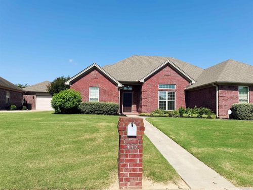 435 Natalie Cir, Searcy, AR, 72143-5063 | Card Image
