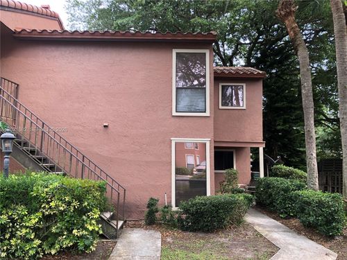 685 Grenadine Ct, WINTER PARK, FL, 32792-4915 | Card Image