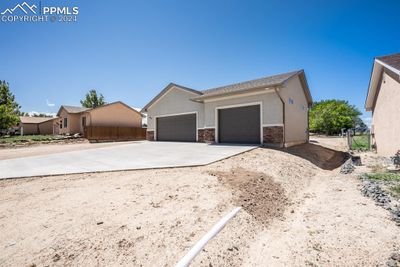 433 S Nathrop Drive, House other with 3 bedrooms, 1 bathrooms and 3 parking in Pueblo West CO | Image 3