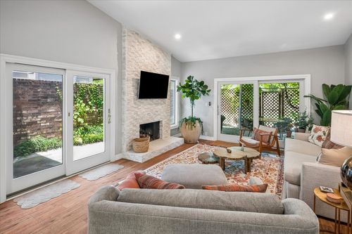12484 Montego Plz, Dallas, TX, 75230-1724 | Card Image