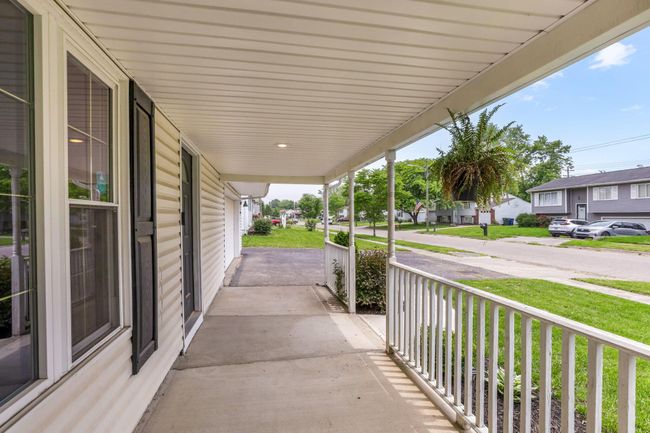 3829 Potomac St, House other with 3 bedrooms, 2 bathrooms and null parking in Groveport OH | Image 5