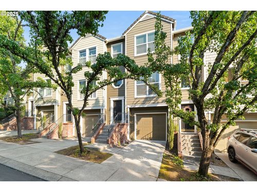 37-10223 Nw Wilshire Ln, Portland, OR, 97229-8150 | Card Image