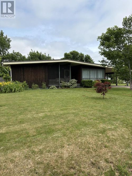 35 Birchwood Hts, Summerside, PE, C1N4C2 | Card Image