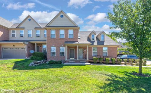 5159 Mesa Dr, Shelby Township, MI, 48316-5725 | Card Image