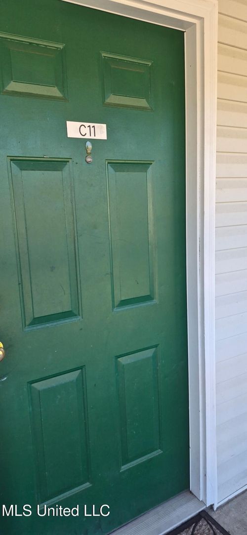 10-5080 Gautier Vancleave Rd, Gautier, MS, 39553-4827 | Card Image