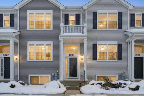 1023 Piccolo Ln, Volo, IL, 60073-5923 | Card Image