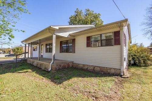 701 James K Polk St, Clifton, TN, 38425-5573 | Card Image