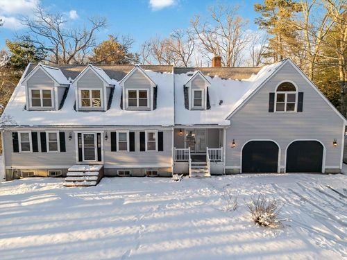 183 Gardner St, Hingham, MA, 02043-3745 | Card Image