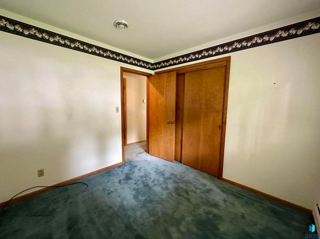 511 W Crawford St, House other with 3 bedrooms, 3 bathrooms and null parking in Luverne MN | Image 25