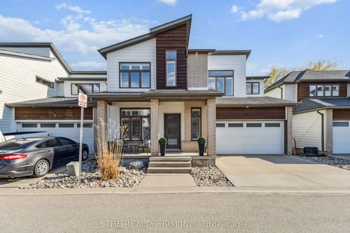 3-727 Apricot Dr, London, ON, N6K5A7 | Card Image