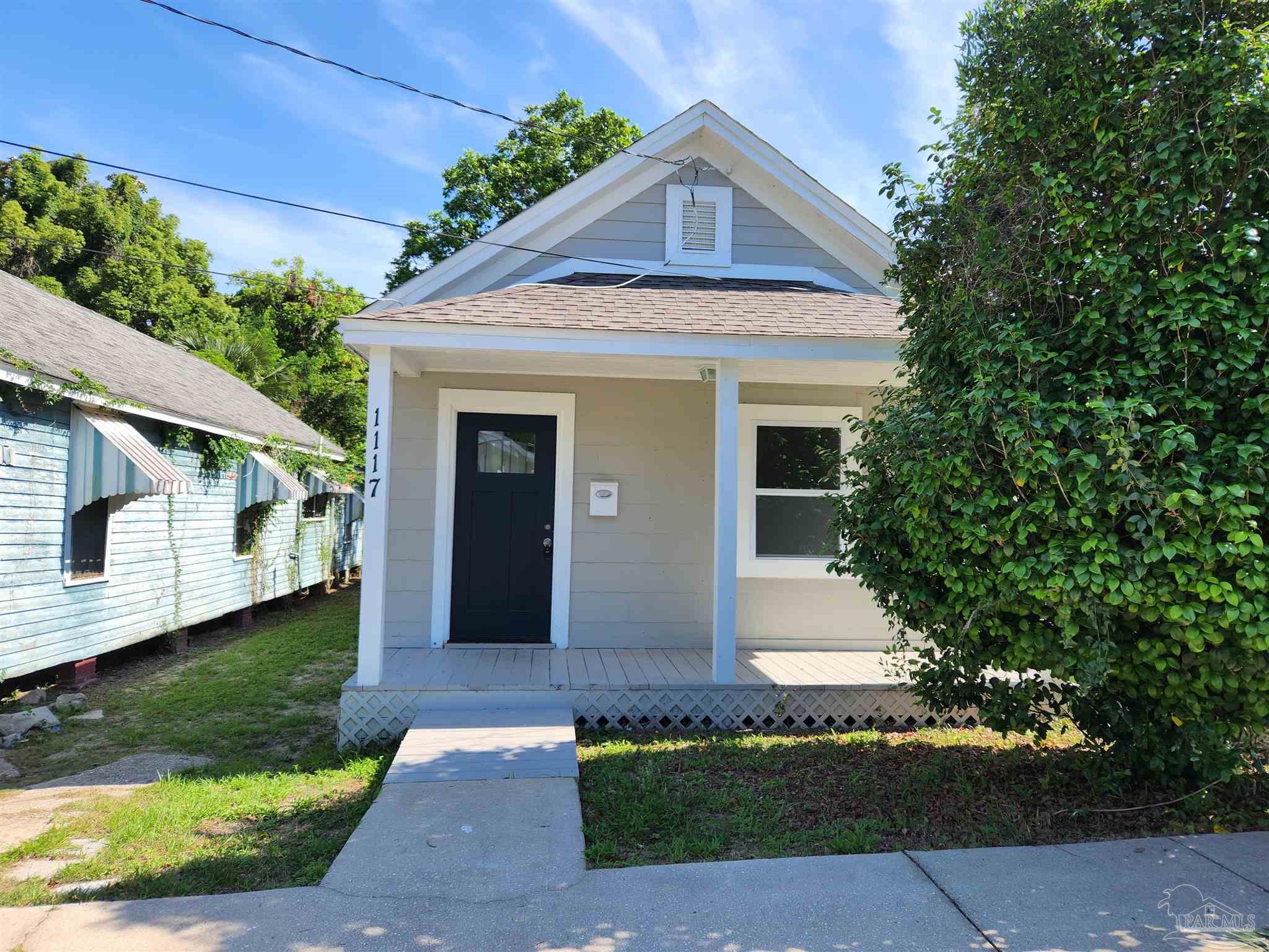LA Rua St, Pensacola, FL 32501