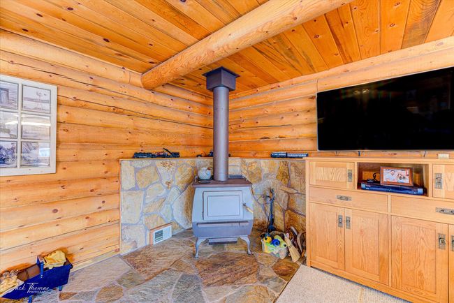 742 W Old Mullan Trl, Home with 4 bedrooms, 3 bathrooms and null parking in Elliston MT | Image 11