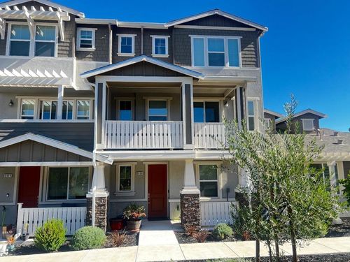 6404 Laguna Seca Ln, Gilroy, CA, 95020-5946 | Card Image