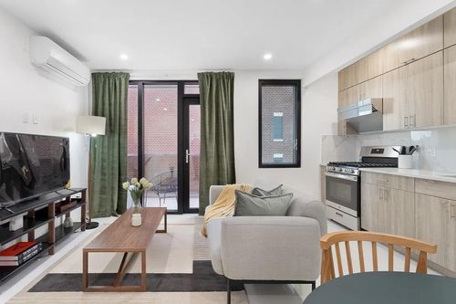 ph-b-124 Queens Blvd, Kew Gardens, NY, 11415 | Card Image
