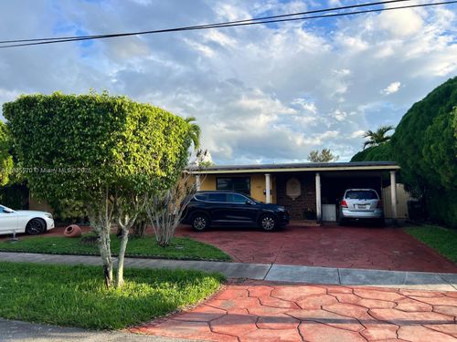 11000 Sw 43rd Ln, Miami, FL, 33165-4762 | Card Image