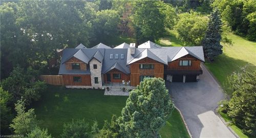 2019 Dundas St, Burlington, ON, L7P0S8 | Card Image