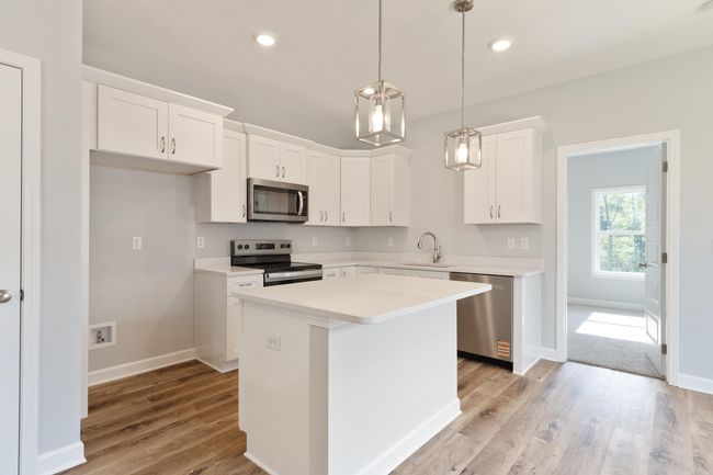 similar sold home | Image 8