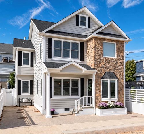 55 Cedarhurst Ave, Point Lookout, NY, 11569-3013 | Card Image