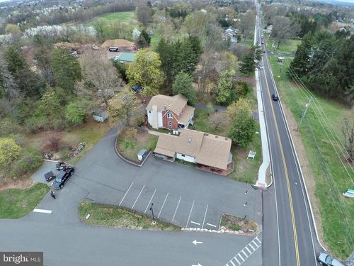 442 N Lewis Rd, ROYERSFORD, PA, 19468-1511 | Card Image