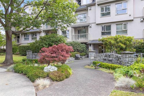 311-1715 Richmond Ave, Victoria, BC, V8R4P9 | Card Image