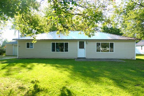 8429 N Wheeler Rd, Wheeler, MI, 48662-9747 | Card Image