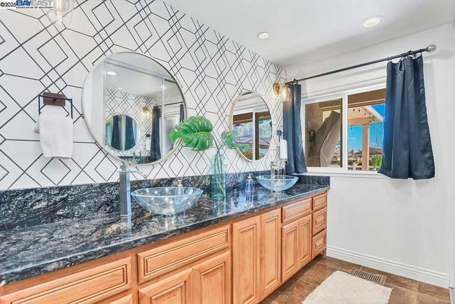 1864 Dune Point Way, House other with 3 bedrooms, 2 bathrooms and 2 parking in Discovery Bay CA | Image 19