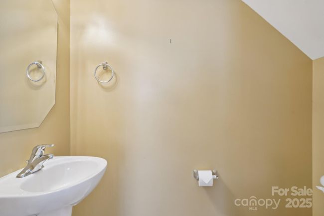 Half Bath | Image 21