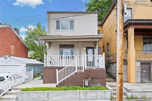 11 Reserve St, Millvale, PA, 15209-2537 | Card Image