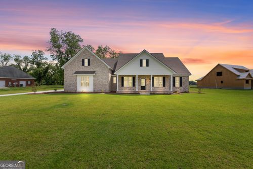 9 Honeysuckle Dr, Claxton, GA, 30417-7364 | Card Image