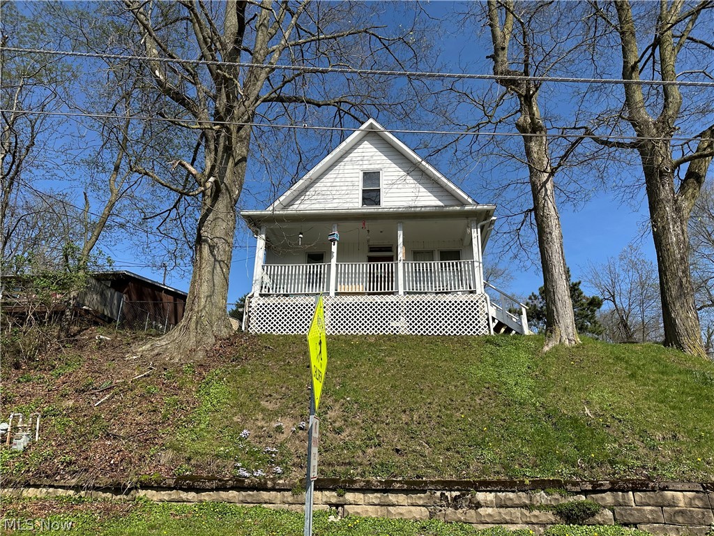 Monroe St, Millersburg, OH 44654