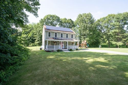 15 Rose Ln, Uxbridge, MA, 01569-2930 | Card Image