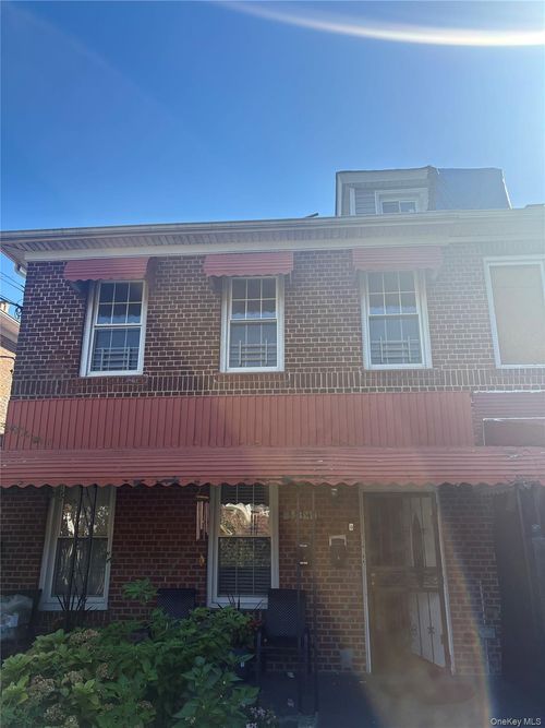3334 Eastchester Road 3334 Eastchester Road, New York, NY, 10469 | Card Image