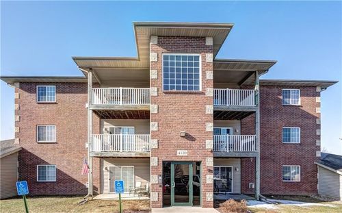 apt-1-4120 100th St, Urbandale, IA, 50322-2051 | Card Image