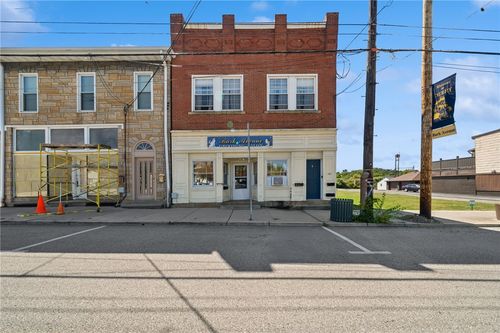 128 S Chestnut St, Derry, PA, 15627-1984 | Card Image