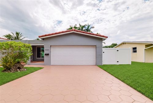 1-5261 Sw 89th Ave, Cooper City, FL, 33328-5142 | Card Image