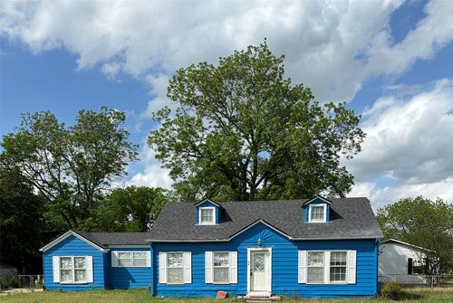 611 6th St, Moody, TX, 76557-3611 | Card Image
