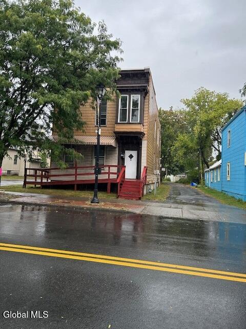 815 19Th St, Watervliet, NY 12189