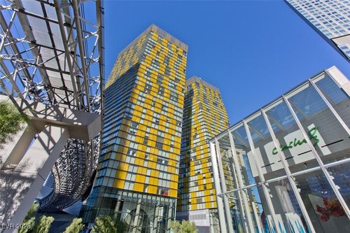 911-3722 Las Vegas Blvd S, Las Vegas, NV, 89158 | Card Image