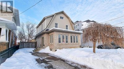 5049 Armoury St, House other with 4 bedrooms, 2 bathrooms and 2 parking in Niagara Falls ON | Image 1