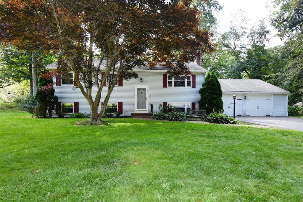Dillingham Way, Hanover, MA 02339