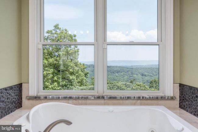 2020 Quaint Acres Ln, House other with 3 bedrooms, 3 bathrooms and null parking in BERKELEY SPRINGS WV | Image 31