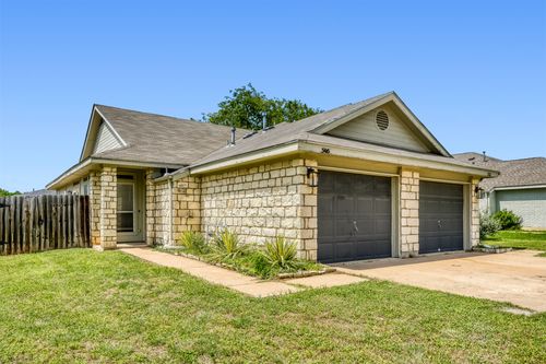 500 Gregory Ct, Round Rock, TX, 78664-2282 | Card Image