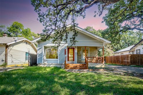3211 Montague St, Fort Worth, TX, 76119-2849 | Card Image