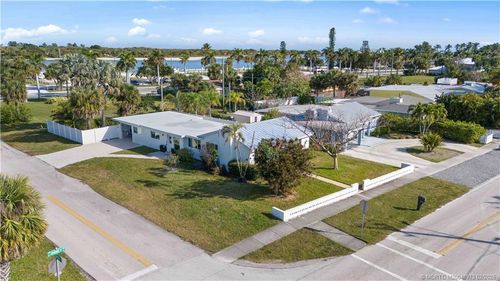 1702 Binney Dr, Fort Pierce, FL, 34949-3507 | Card Image