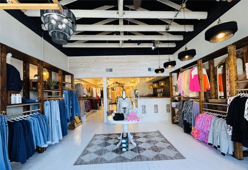 106 N Jefferson Ave, Mount Pleasant, TX, 75455-3931 | Card Image